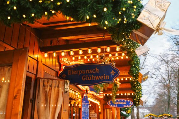 Weihnachtsbude mit Leckereien