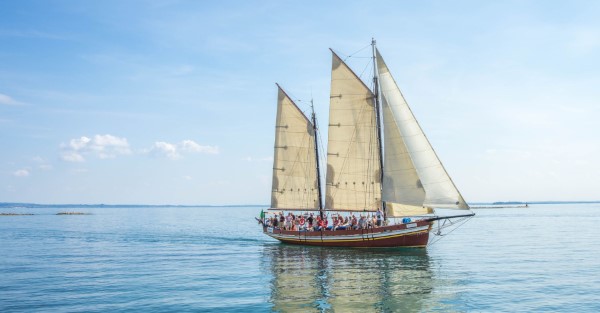 Segelschiff am Neusiedler See, 3-Master aufm Wasser