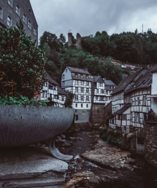 Ein mittelalterliches Dorf in der Eifel